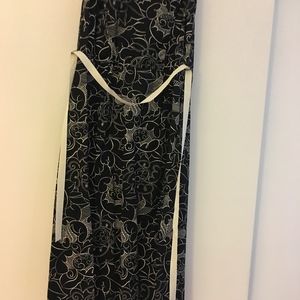 Kathleen Argiro Black/White Summer Dress -- Size 8